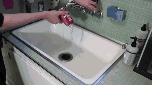 duoi-het-kien-trong-nha-chi-voi-mot-qua-chanh-kien-2-1466179892005-1514459152-328-width500height281