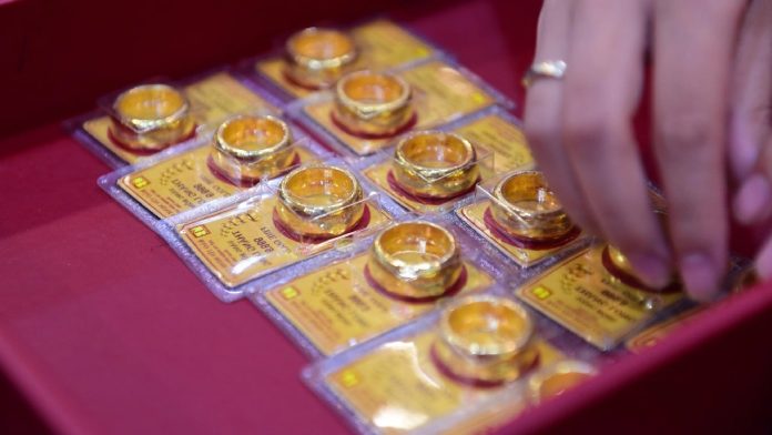 3-nguyen-tac-mua-vang-sinh-loi-an-toan-khong-bi-chay-theo-bao-gia-221242